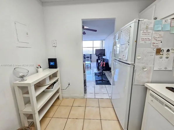 1200 NE Miami Gardens Dr APT 605W, Miami, FL 33179