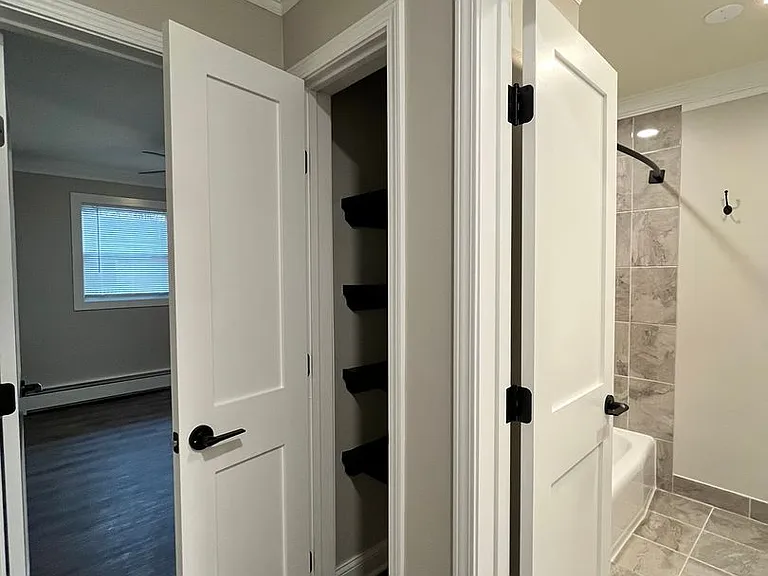 5140 Fairview Ave — Photo 15