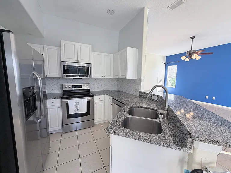 638 Brunello Dr — Photo 14
