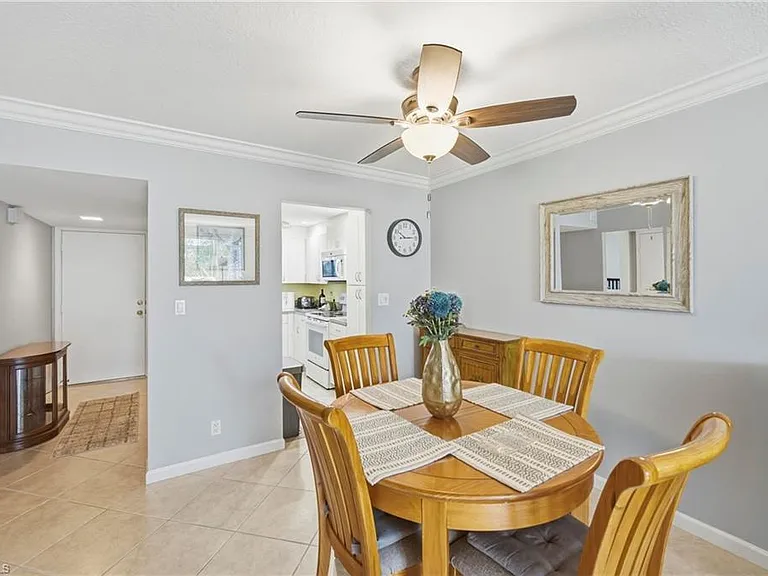 1010 Manatee Rd #B304 — Photo 5