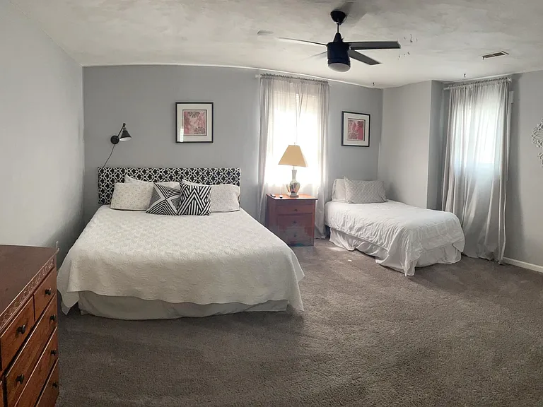 4403 Ocean View Ave — Photo 4