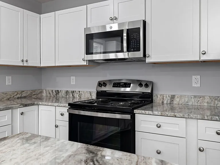 1016 Ivanhoe Ave #1016 — Photo 11