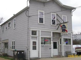 310 N Main St, Fall River, WI 53932