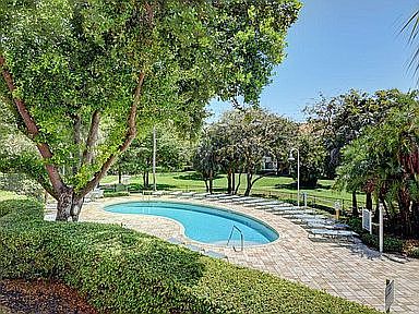 2nd image of 206-103 Yacht Club Way #206