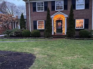 104 Overwood Rd, Akron, OH 44313