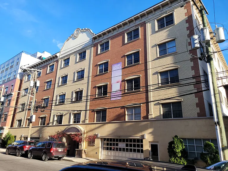 Solo at Hudson — Photo 9