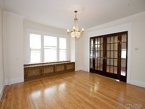 4th image of 21 Driscoll Ave