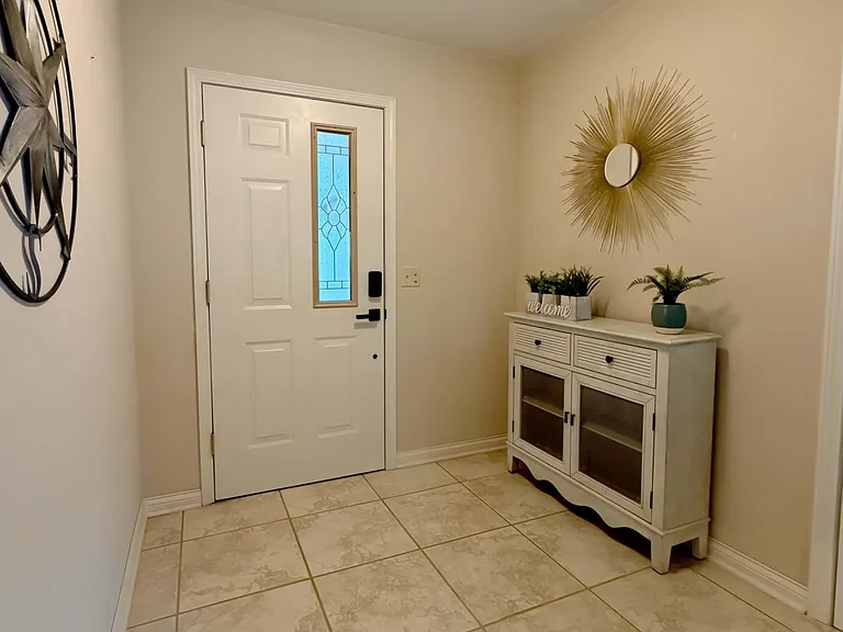 5407 S Clay Ave — Photo 4