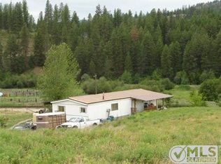 1070 Twelve Mile Rd, Addy, WA 99101