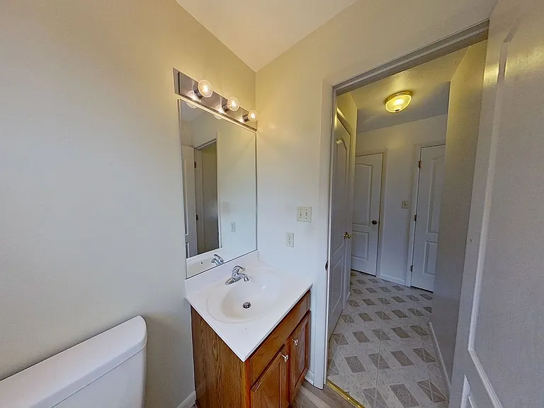 214 Craigdan Dr — Photo 3