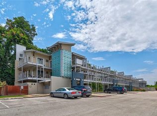 41 Waller St APT 305, Austin, TX 78702