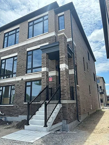 4 bed, $2,950 — Photo 1