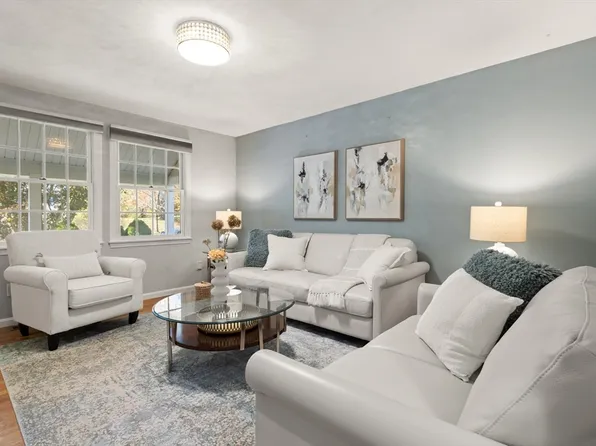 7 Dempsey Way, Westford, MA 01886