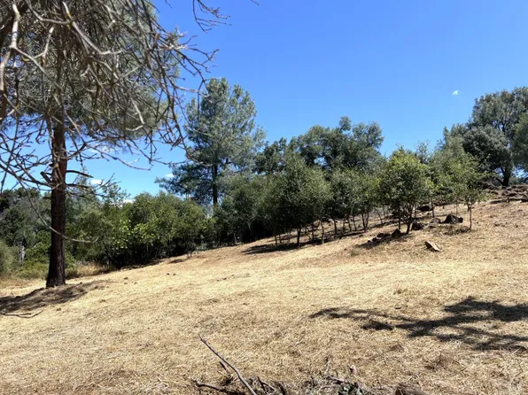 15686 23rd Avenue, Clearlake, CA 95422