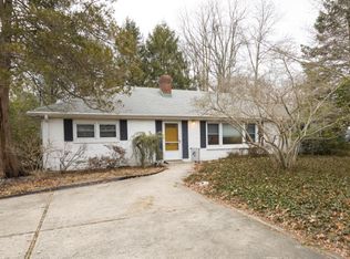 741 Park Ave, Belford, NJ 07718