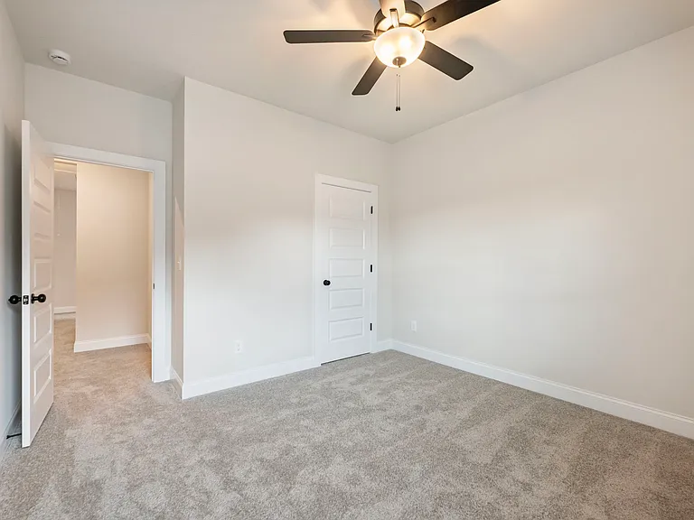 107 Grand Highlands Ln — Photo 15
