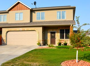 496 19th Ave W UNIT E, West Fargo, ND 58078