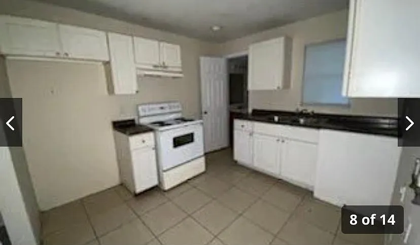 2247 Henderson Ave — Photo 1
