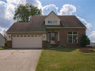 1999 Winfield Park Dr, Greenfield, IN
