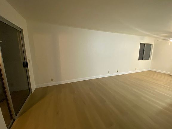 5th image of 4202 4th Ave #301
