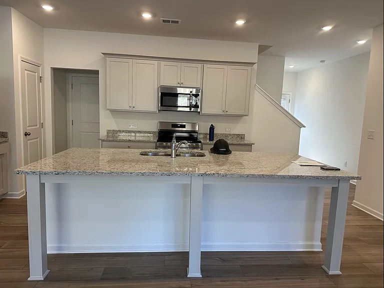 138 Vision St — Photo 23