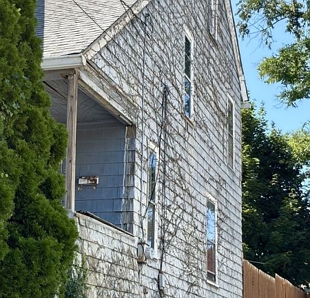 2nd image of 311 N 8Th St