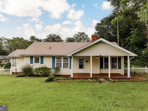 382 Elizabeth St, Commerce, GA 30529