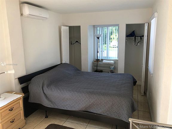 3rd image of 230 NW 140th St #1