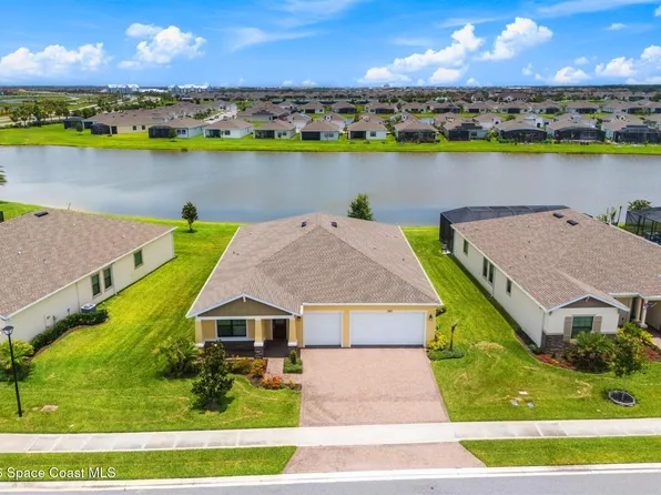 1363 Great Belt Cir, Melbourne, FL 32940
