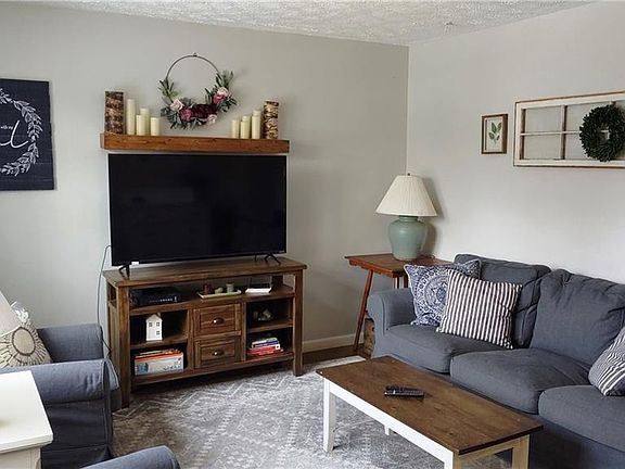 5th image of 1267 Glen Carlyn Dr