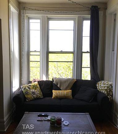 3rd image of 1825 N Bissell St #1825S2