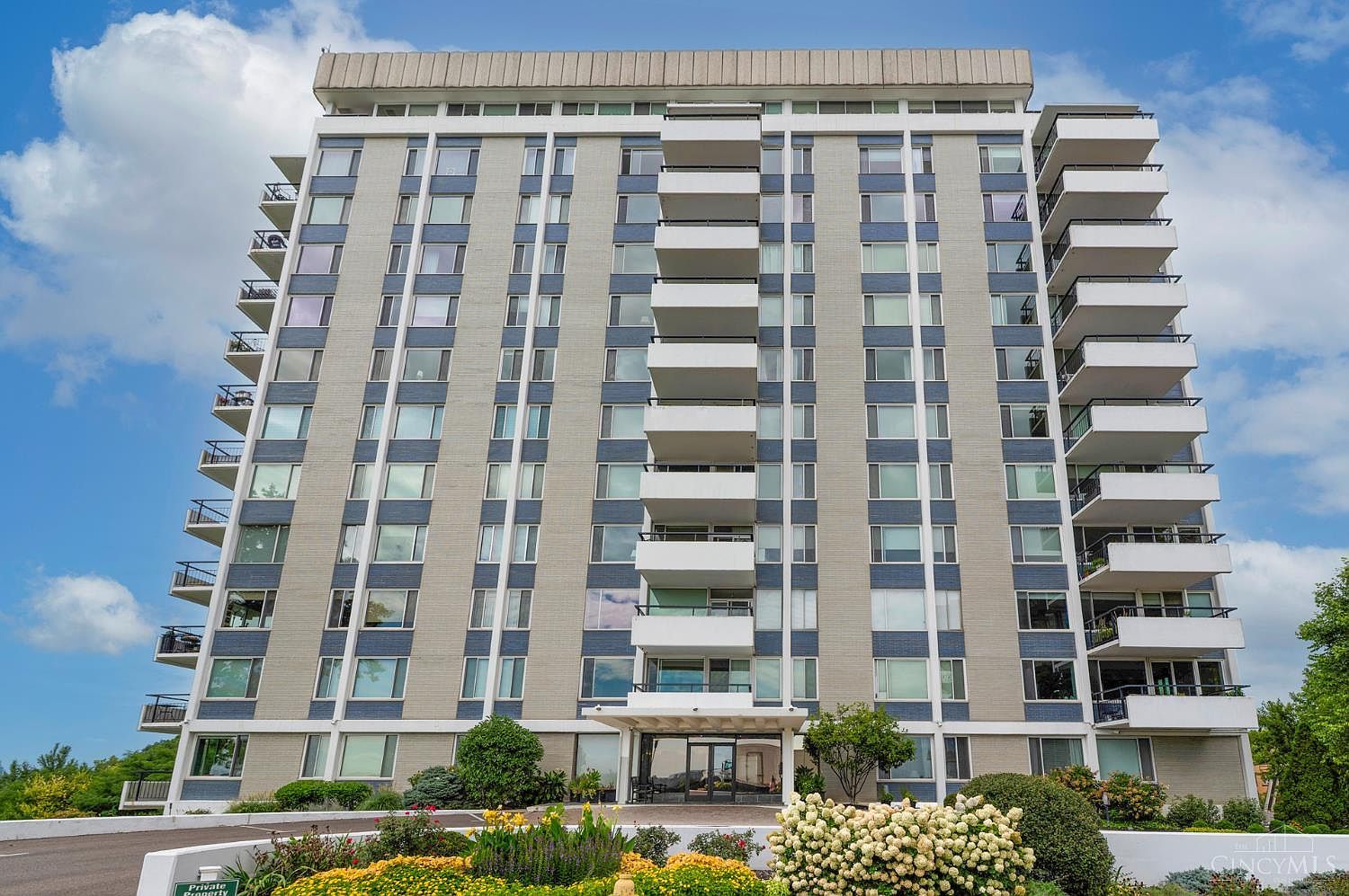 2401 Ingleside Ave Unit 10D, Cincinnati, OH 45206 | MLS #1853171