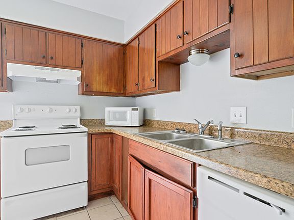 4th image of 3534 Yorkfield Dr APT C