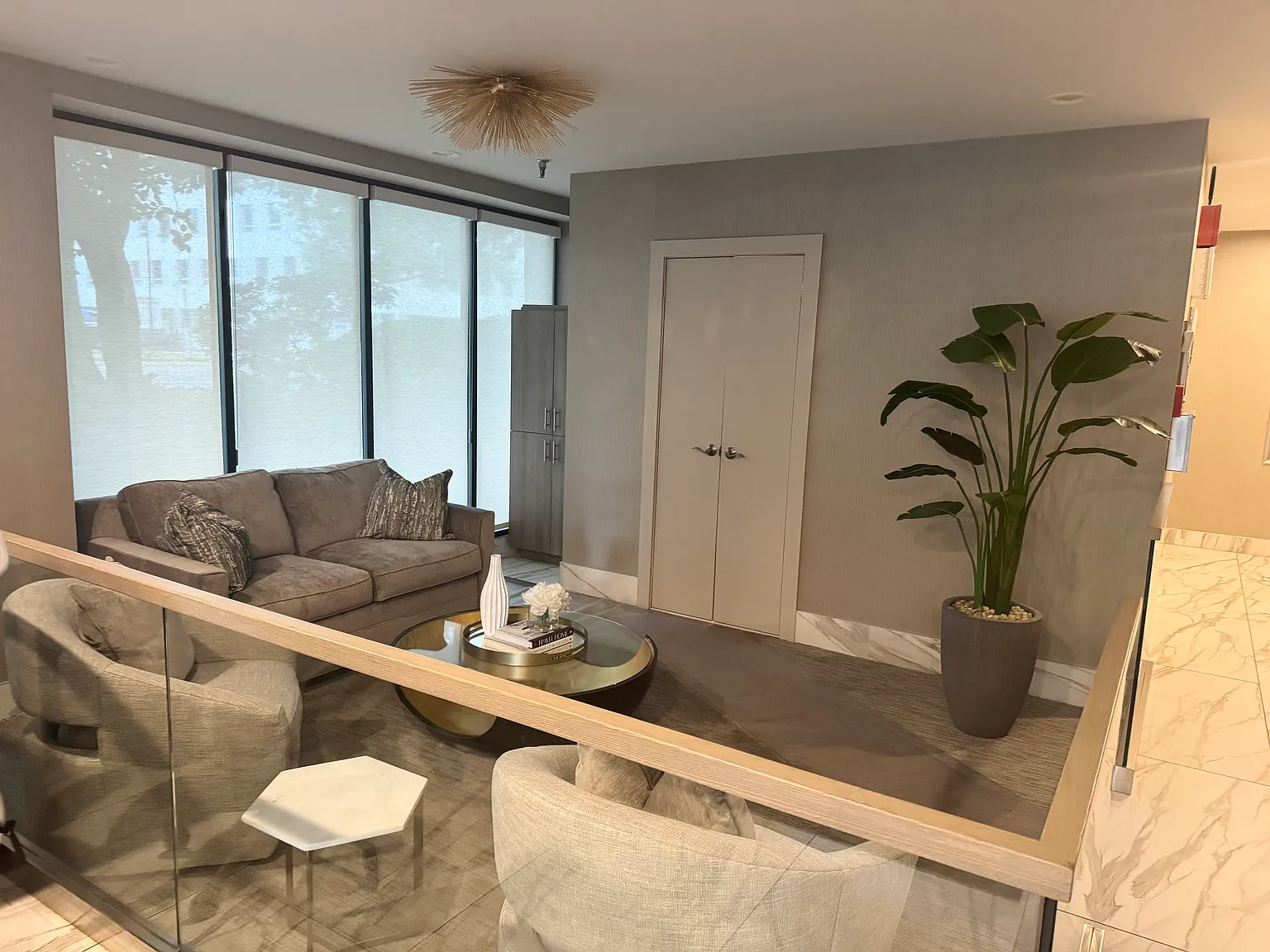 2 bed, 1.5 bath, 1100 sqft, $4,400 — Photo 4