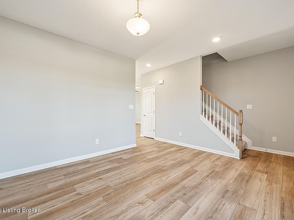 5th image of 7925 Copper Drift Way