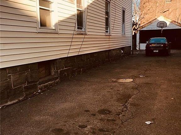 3rd image of 456 Norman St #458