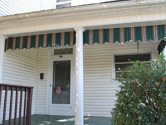 5th image of 210 S Cutler St #0