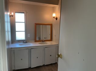 619 Prosperity Dr, Lamar, SC 29069