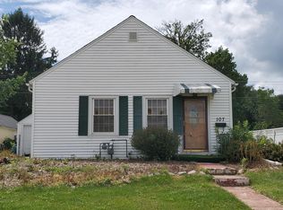 107 Sunset Ln, Mount Morris, IL 61054