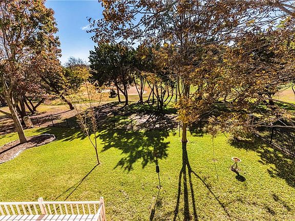 5th image of 3841 Royal Troon Dr
