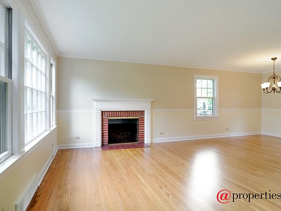 Living Room / Dining Room