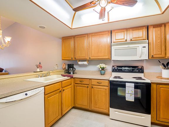 2nd image of 4026 Marlberry Ln