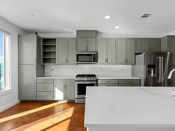 102 Tendick ST UNIT 602, San Antonio, TX 78209