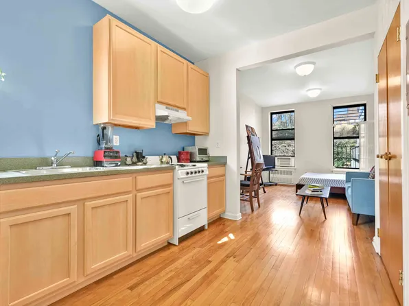 7 2nd Avenue 2-B image 3 of 9