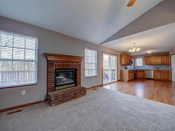 5th image of 2172 Glenview Dr