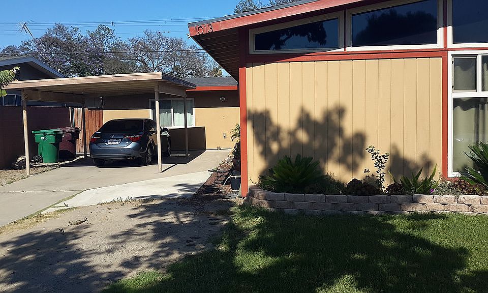 2nd image of 1013 N Wright St