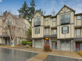 3658 SW Baird St, Portland, OR 97219