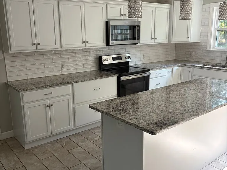 1300 N Waldron Rd — Photo 10