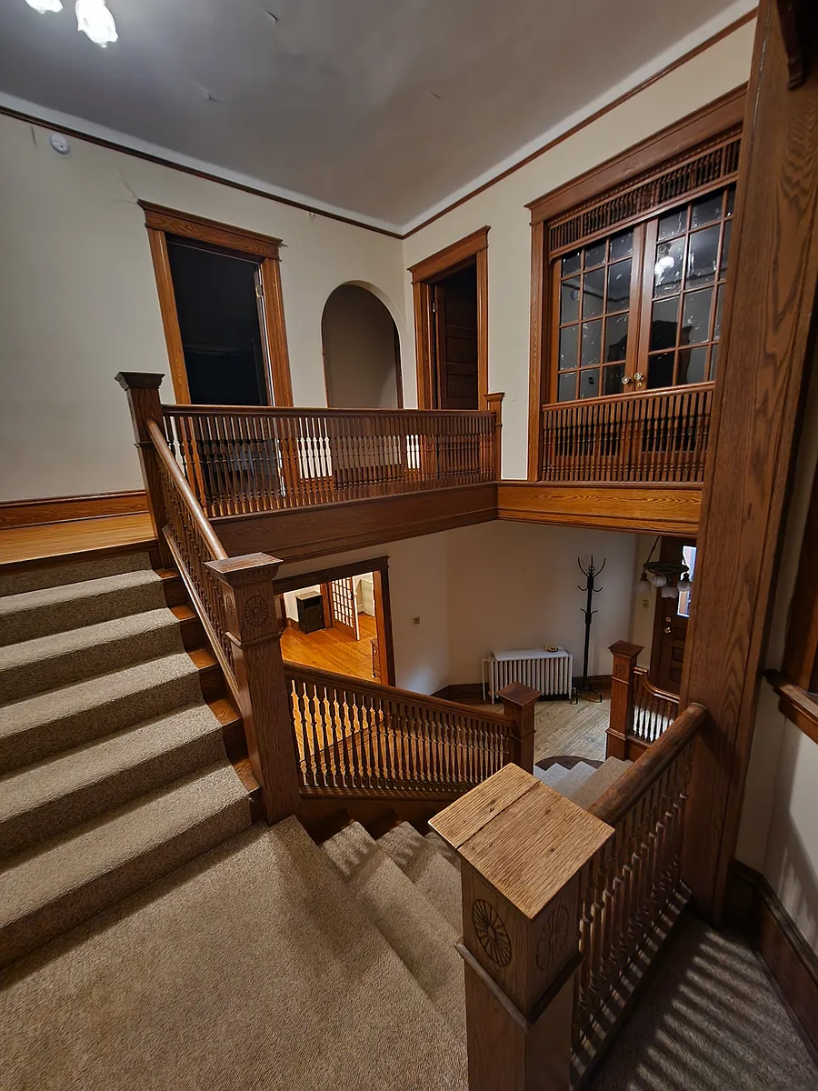 Building Photo - 218 S Albany St #1