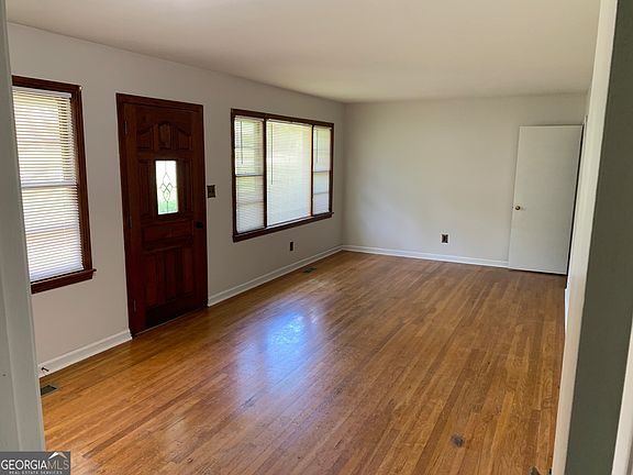 2nd image of 230 Briarcliff Rd